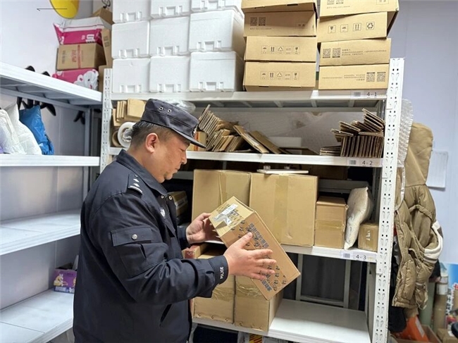 平凉崆峒：筑牢安全防线 护航寄递物流