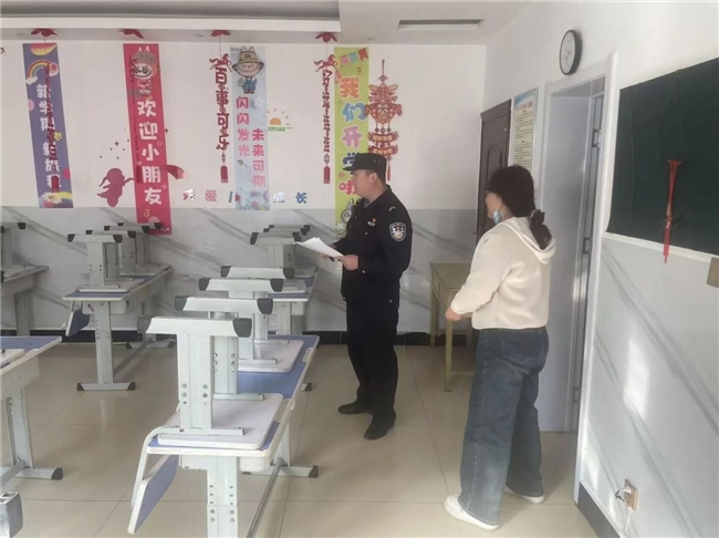 平凉崆峒：开展校外托管机构安全专项检查 织密校园周边安全防护网